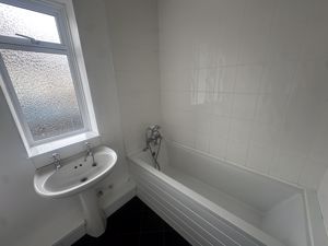 Photo 23- click for photo gallery